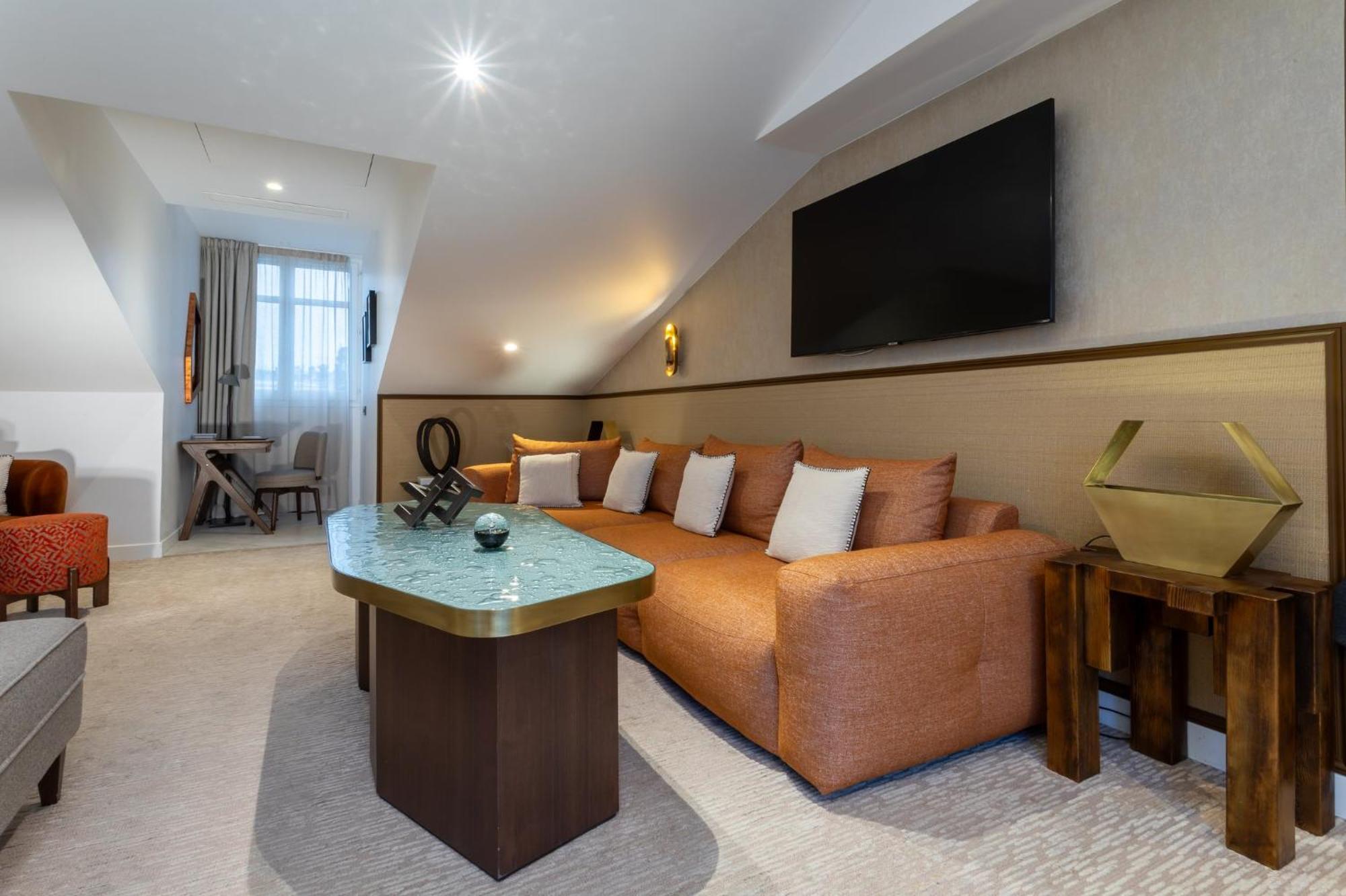 Intercontinental Paris Champs Elysees Etoile By Ihg Bagian luar foto